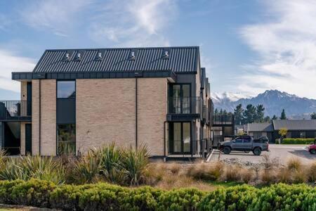 Alps Serenity Retreat - วานากา ภายนอก รูปภาพ