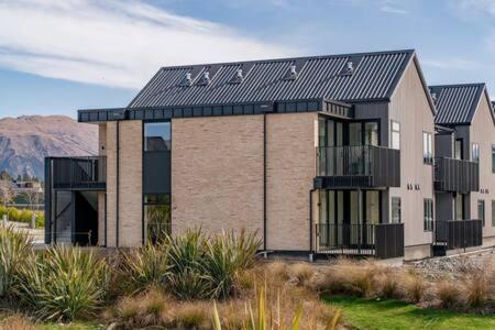 Alps Serenity Retreat - วานากา ภายนอก รูปภาพ
